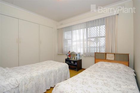 Property photo of 5 Walter Street Noble Park VIC 3174