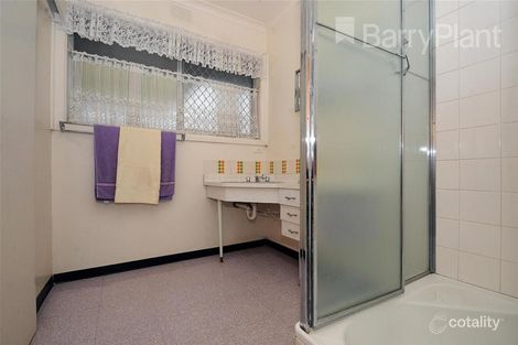 Property photo of 5 Walter Street Noble Park VIC 3174