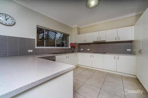 Property photo of 20 Rosella Close Calamvale QLD 4116