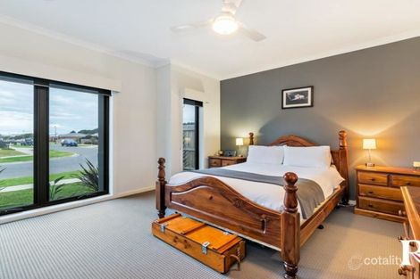 Property photo of 54 Trumper Crescent Leopold VIC 3224