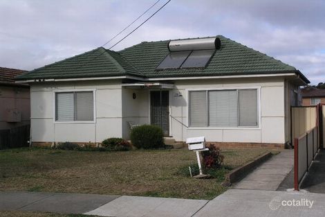 19 Ivy St, Greenacre, NSW 2190