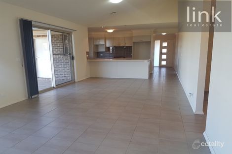 Property photo of 8 Warbler Street Thurgoona NSW 2640
