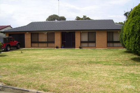 13 Bloodwood Pl, Bradbury, NSW 2560