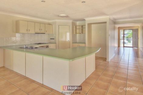 Property photo of 5 Parkside Place Forest Lake QLD 4078