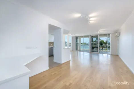 Property photo of 10/52 Back Street Biggera Waters QLD 4216