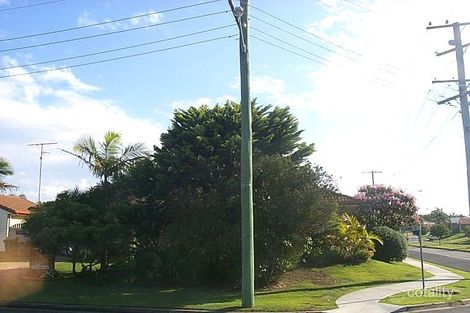 2 Peronne St, Aroona, QLD 4551