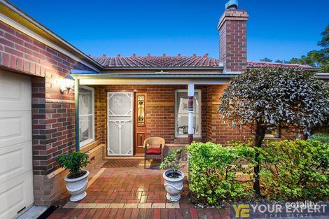 Property photo of 16 Ellesse Way Berwick VIC 3806