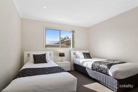 Property photo of 1/400 York Street Sale VIC 3850