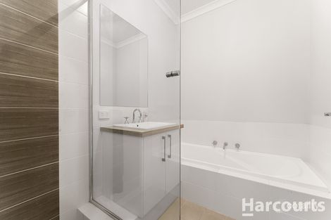 Property photo of 18 Thornbill Crescent Coodanup WA 6210