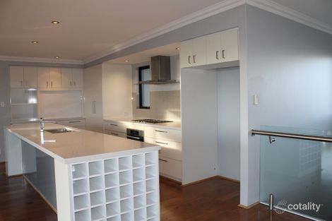 Property photo of 19 Turtles Bend Secret Harbour WA 6173