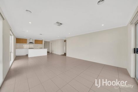 18 Aspera Dr, Werribee, VIC 3030