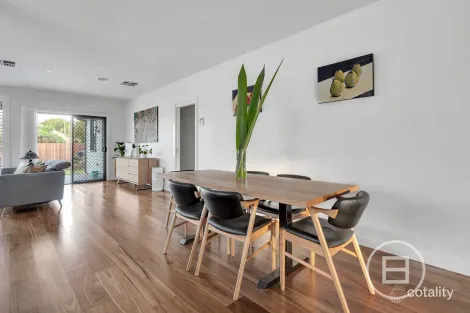 Property photo of 18 Yorkshire Street Pascoe Vale VIC 3044