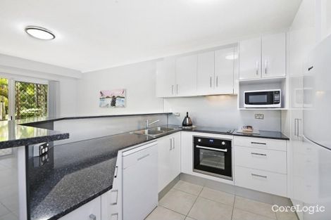 Property photo of 9A/220 Marine Parade Labrador QLD 4215