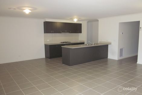 Property photo of 10 Legg Walk Epping VIC 3076