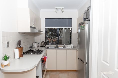 Property photo of 2/9 Doepel Street North Fremantle WA 6159