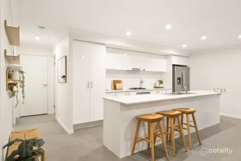 Property photo of 16 Tim Place Coomera QLD 4209