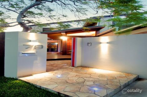 Property photo of 79 Clear Island Road Broadbeach Waters QLD 4218