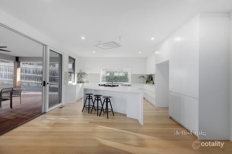 Property photo of 18 Prosperity Road Lower Plenty VIC 3093