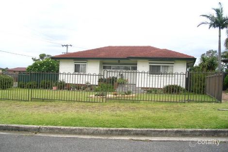 Property photo of 2 Beaumont Street Smithfield NSW 2164