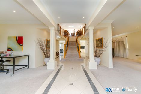 Property photo of 1 Fairview Avenue Narre Warren VIC 3805