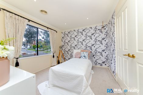 Property photo of 1 Fairview Avenue Narre Warren VIC 3805