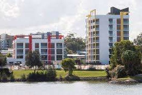 Property photo of 124/33 Lakefront Crescent Varsity Lakes QLD 4227