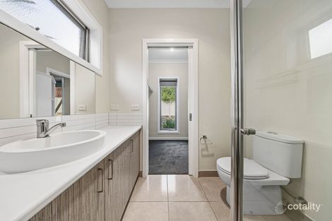 Property photo of 2/14 Shakespeare Avenue Mount Helen VIC 3350