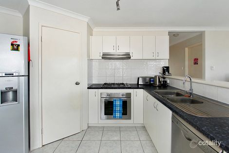 Property photo of 17 Coonawarra Drive Caversham WA 6055
