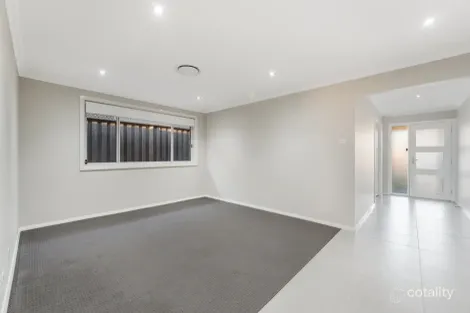 Property photo of 3 Leeuwin Road Gledswood Hills NSW 2557