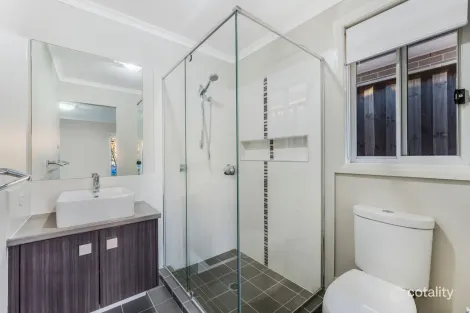 Property photo of 3 Leeuwin Road Gledswood Hills NSW 2557