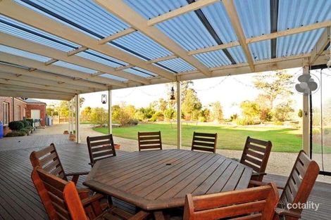 Property photo of 1 Redgum Drive Strathtulloh VIC 3338