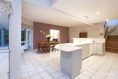 Property photo of 4 Drysdale Crescent Brookfield QLD 4069