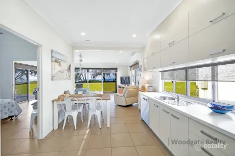 Property photo of 45 Esplanade Woodgate QLD 4660