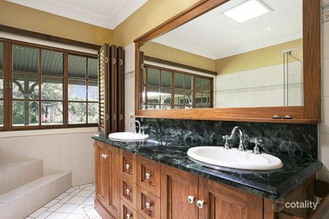 Property photo of 40 Upper Brookfield Road Brookfield QLD 4069