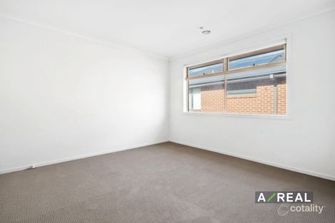Property photo of 38 Westwood Boulevard Keysborough VIC 3173