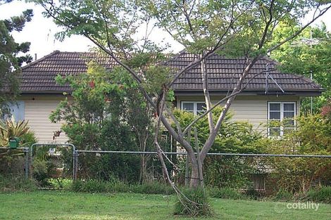 2 Gurley St, Wavell Heights, QLD 4012