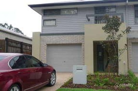 Property photo of 1/8 Seashell Avenue Coomera QLD 4209