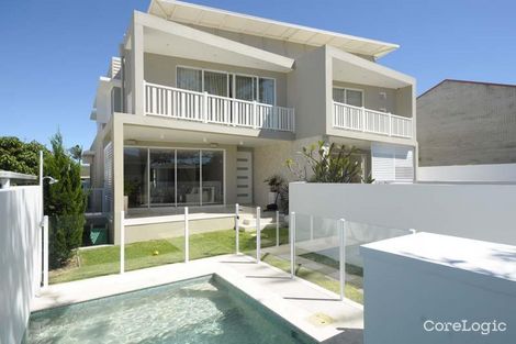 Property photo of 1/32 Seaside Avenue Mermaid Beach QLD 4218
