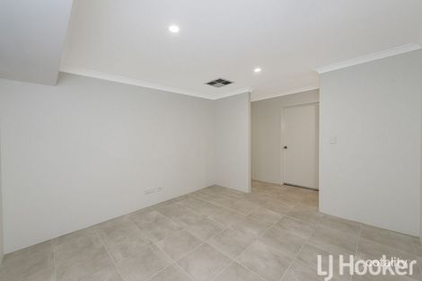 Property photo of 35 Gooljak Rise Lakelands WA 6180
