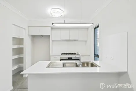 Property photo of 33 Connemara Street Box Hill NSW 2765