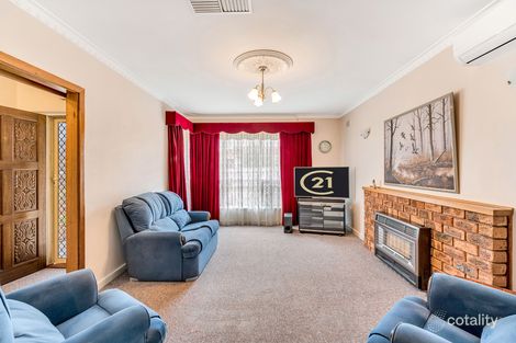 Property photo of 21 Salisbury Avenue Morphett Vale SA 5162