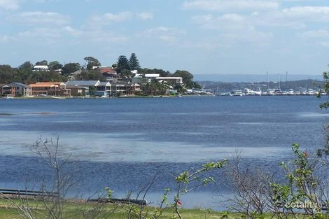 Property photo of 21 New Street Belmont South NSW 2280