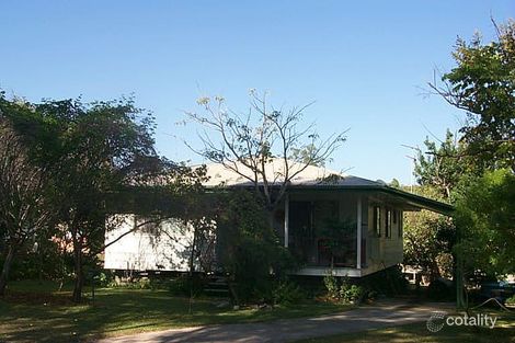 30 Dalton St, Clinton, QLD 4680