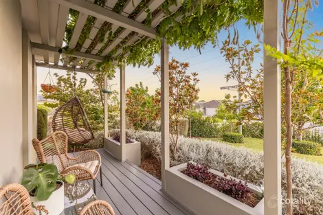 400 Woollcott Ave, Brabham, WA 6055