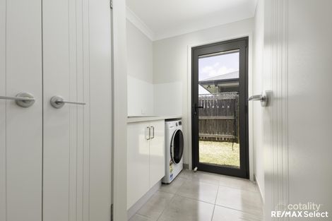 Property photo of 151 Rosewood Drive Rural View QLD 4740