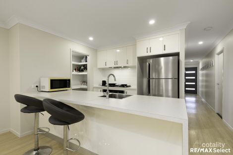 Property photo of 151 Rosewood Drive Rural View QLD 4740