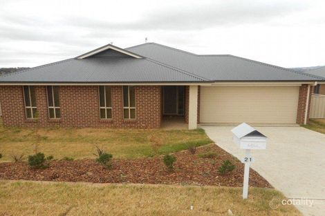 Property photo of 21 Sullivan Circuit Orange NSW 2800