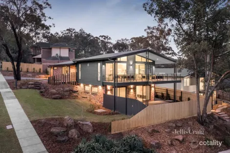 42 Greenwood St, Briar Hill, VIC 3088