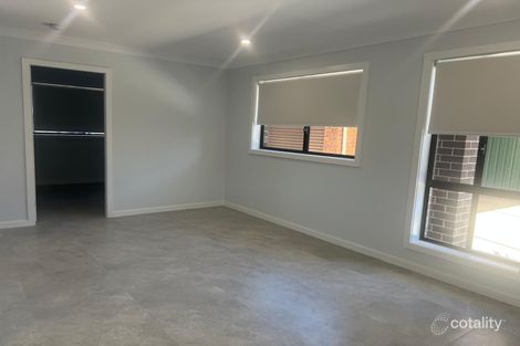 Property photo of 32 Whistler Crescent Erskine Park NSW 2759