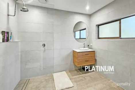 Property photo of 3 Stapleton Street Falls Creek NSW 2540